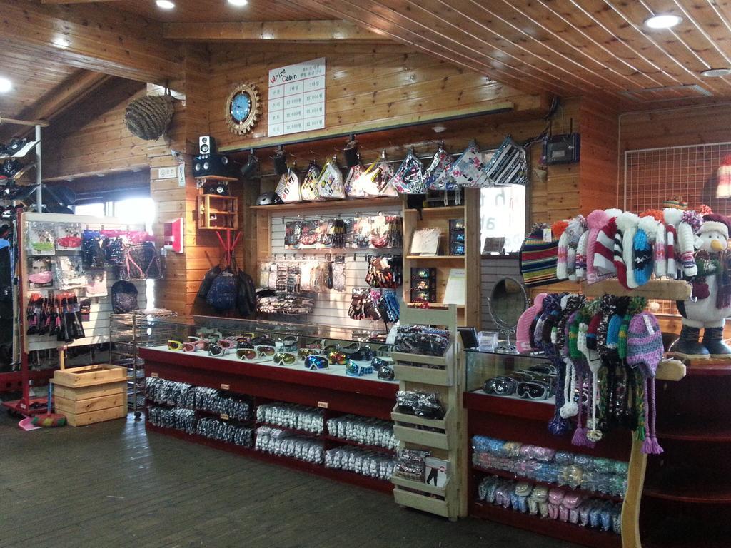 White Cabin Pyeongchang Exterior photo