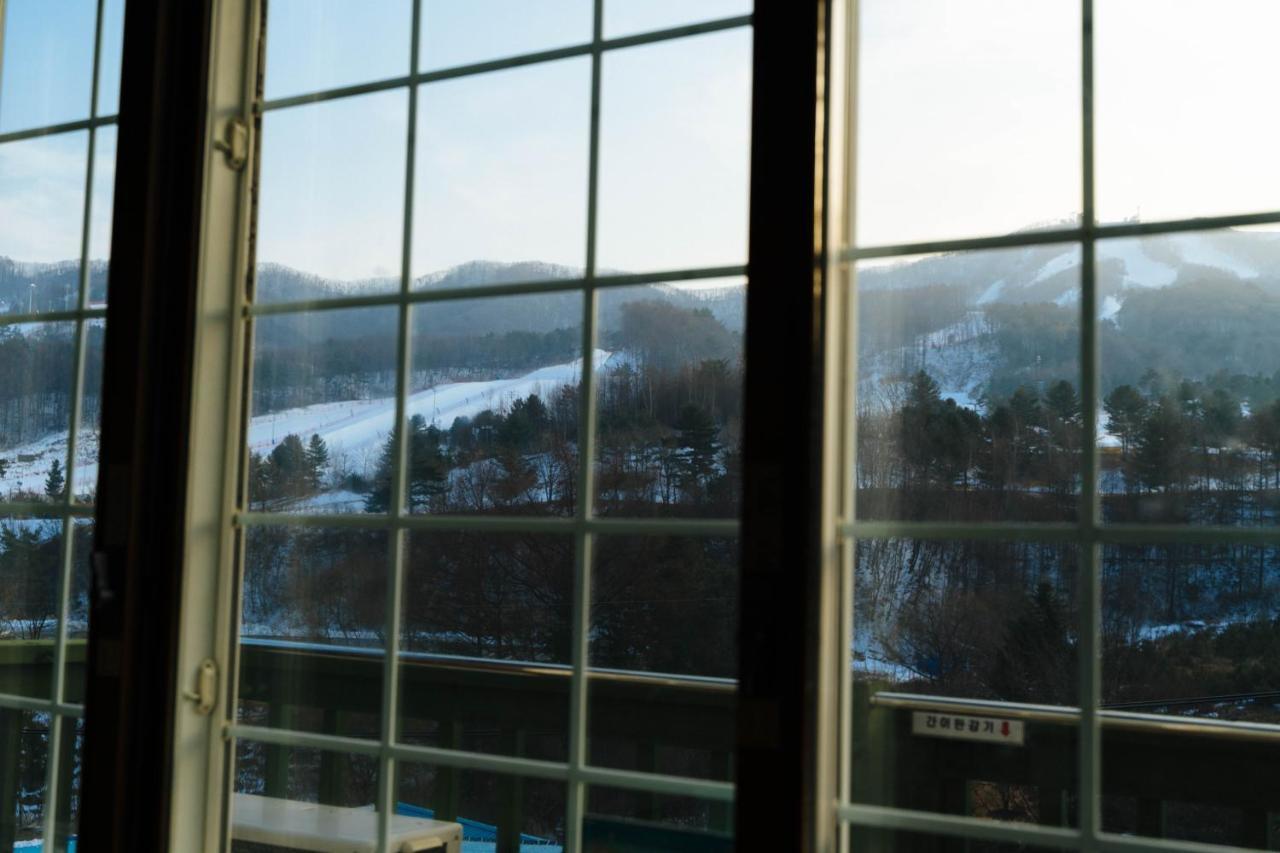 White Cabin Pyeongchang Exterior photo